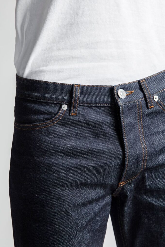 Dżinsy z surowego denimu – archiwum Dżinsy z surowego denimu – archiwum