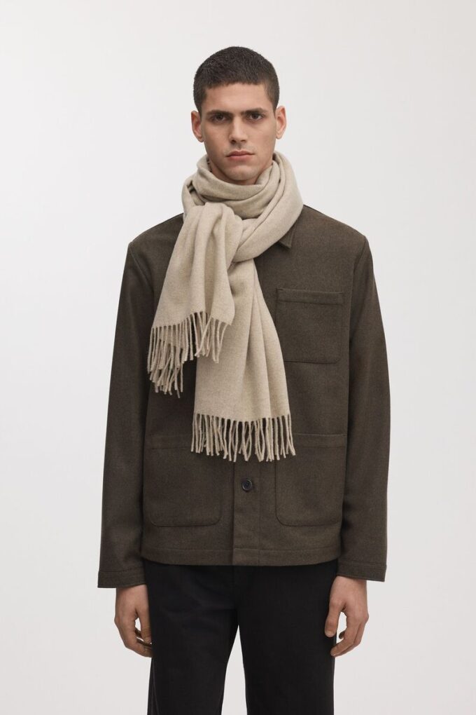Oversize’owy szalik z wełny kaszmirowej Oversize’owy szalik z wełny kaszmirowej