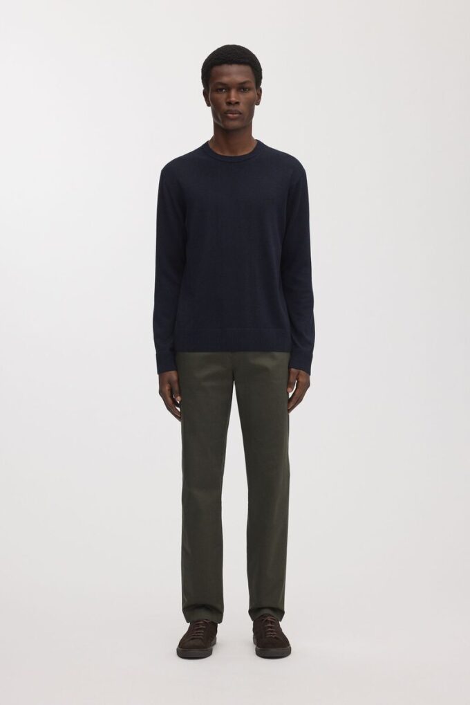 Regularne spodnie chino