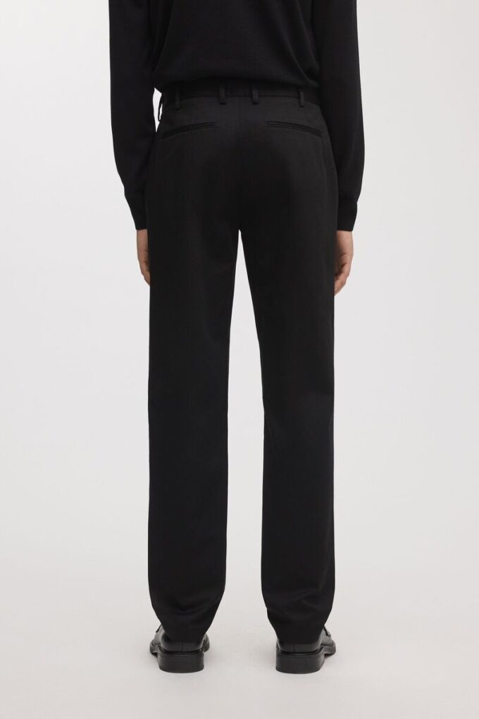 Regularne spodnie chino