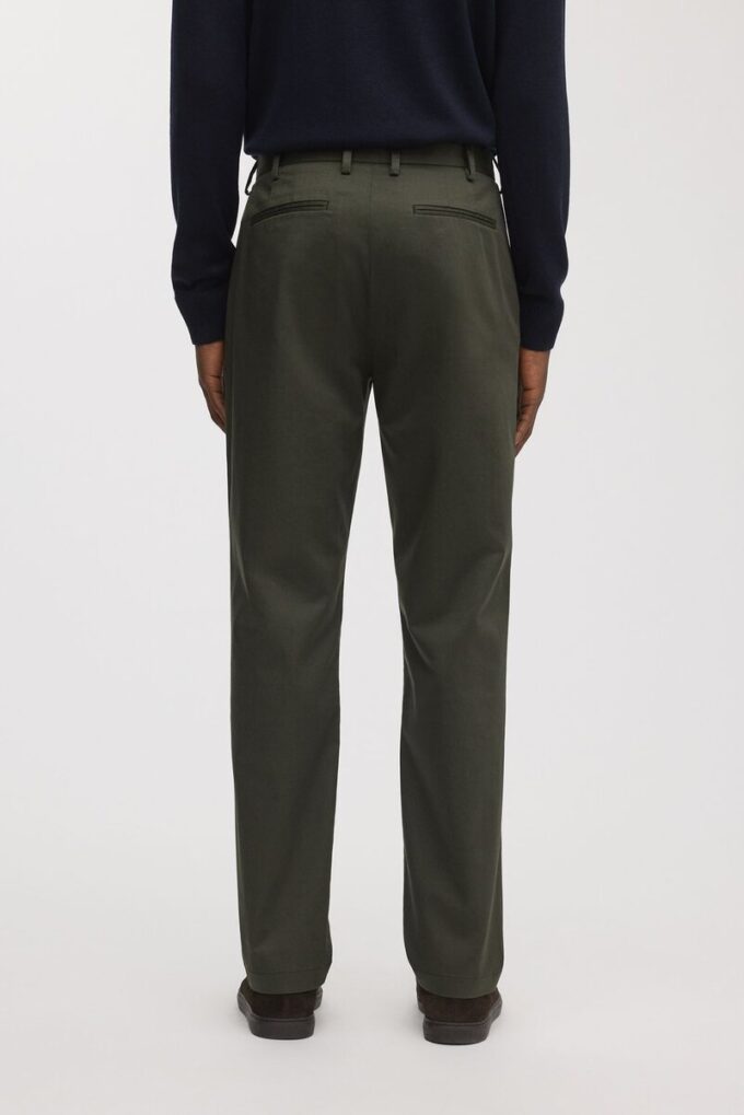 Regularne spodnie chino