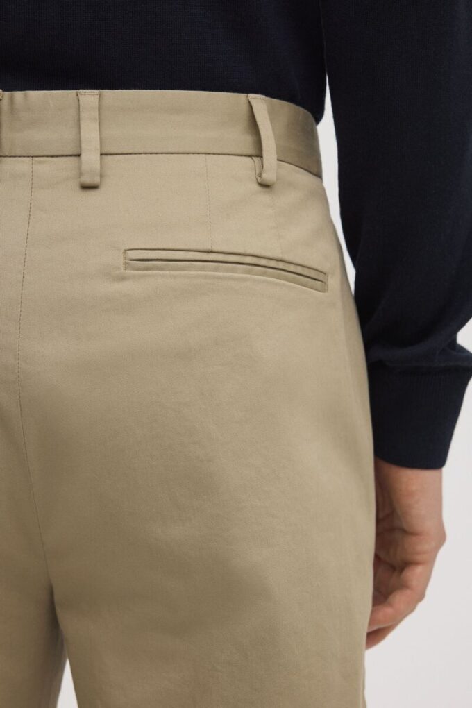 Regularne spodnie chino Regularne spodnie chino