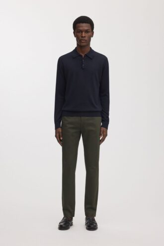 slim chino 1 4 330x494 - Slim Chino