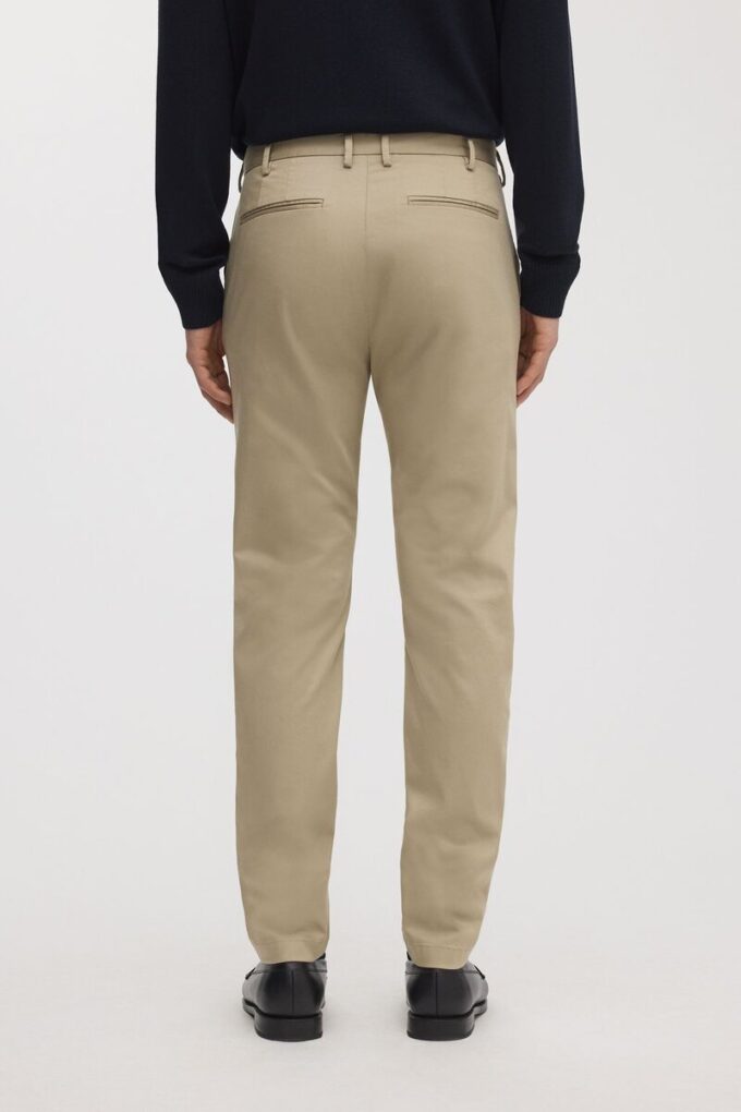 Slim Chino