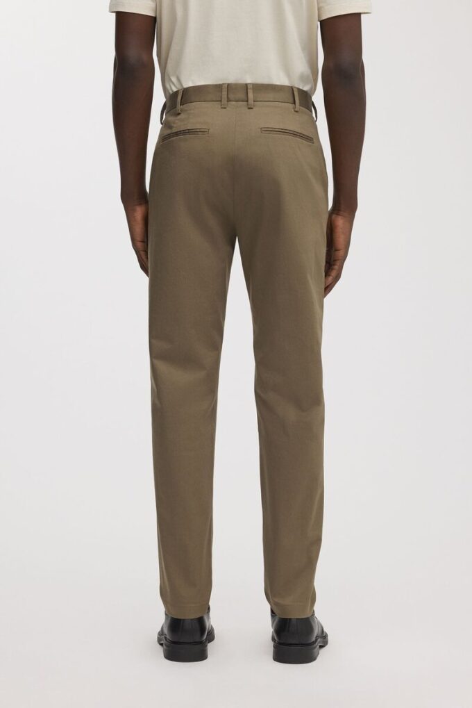 Slim Chino