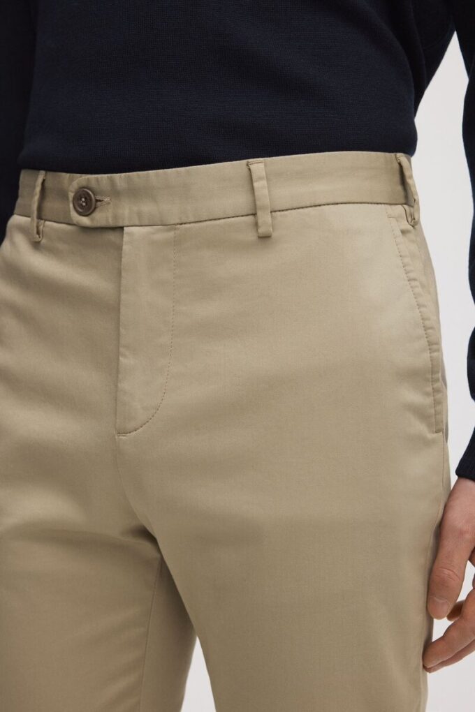 Slim Chino