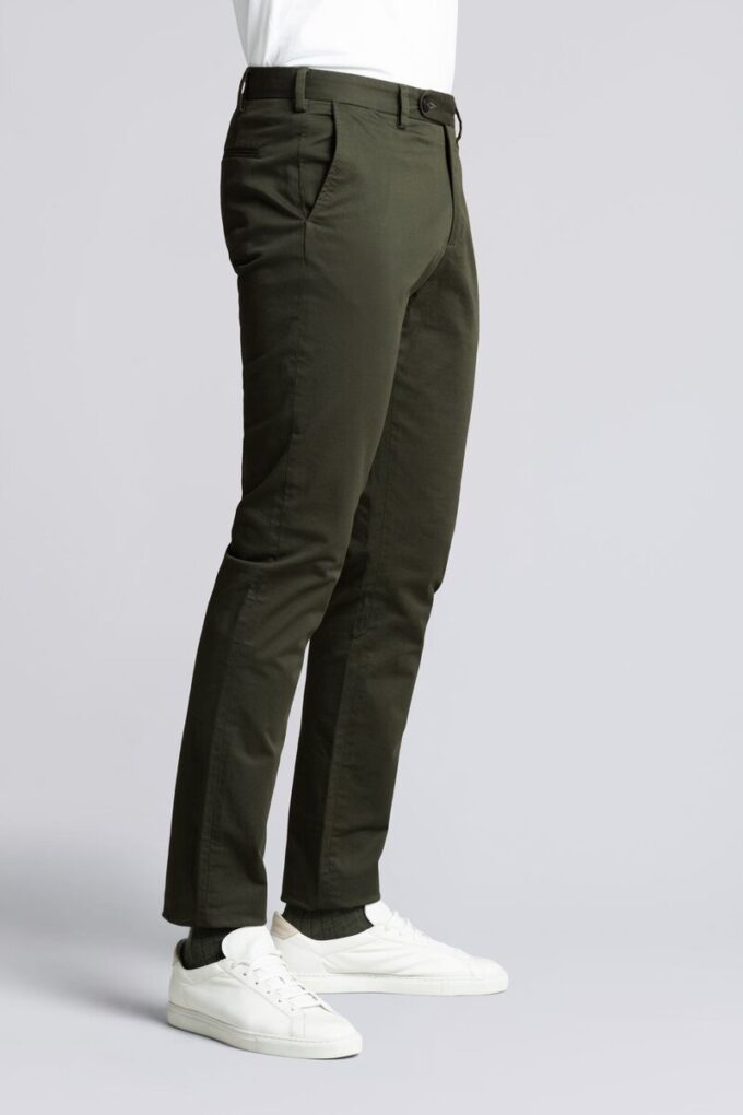 Spodnie chino – archiwalne Spodnie chino – archiwalne