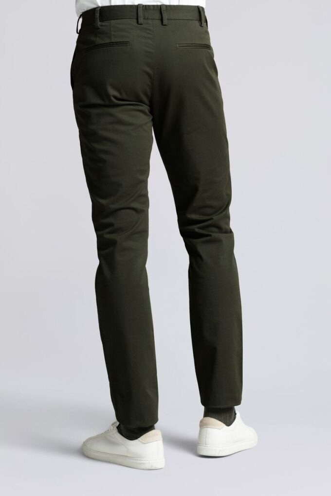 Spodnie chino – archiwalne Spodnie chino – archiwalne
