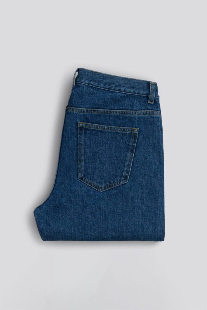 Spodnie jeansowe z pranego denimu – Archiwum Spodnie jeansowe z pranego denimu – Archiwum