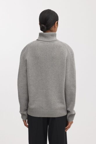 Sweter kaszmirowy z golfem