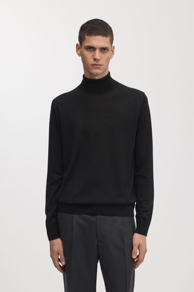 Sweter merynosowy z golfem