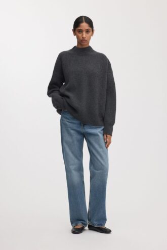 Sweter z golfem