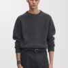 Sweter z grubej wełny