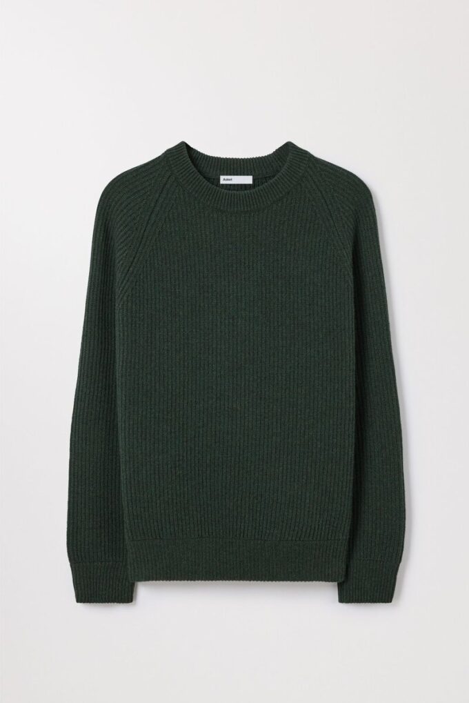 Sweter z grubej wełny