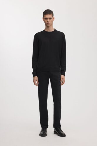 Sweter z wełny merynosowej Sweter z wełny merynosowej